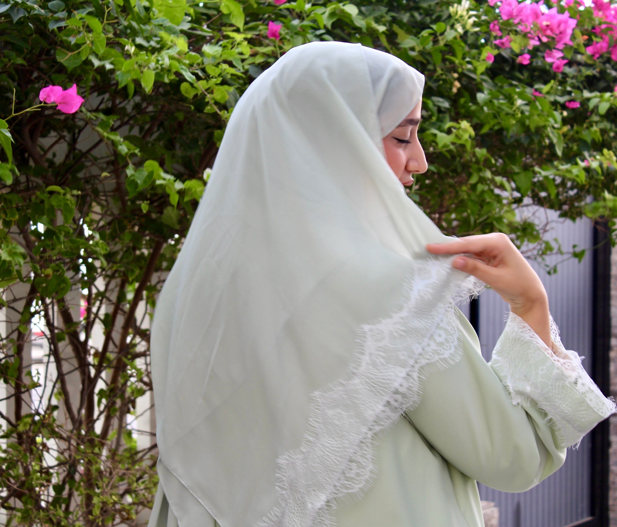 Hijab Lace Lima